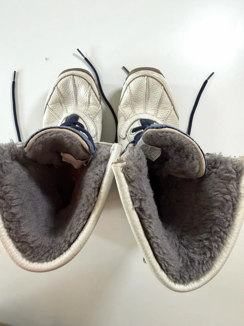 UGG Adirondack II Waterproof Winter Boots Blue Ombré Leather Size 6